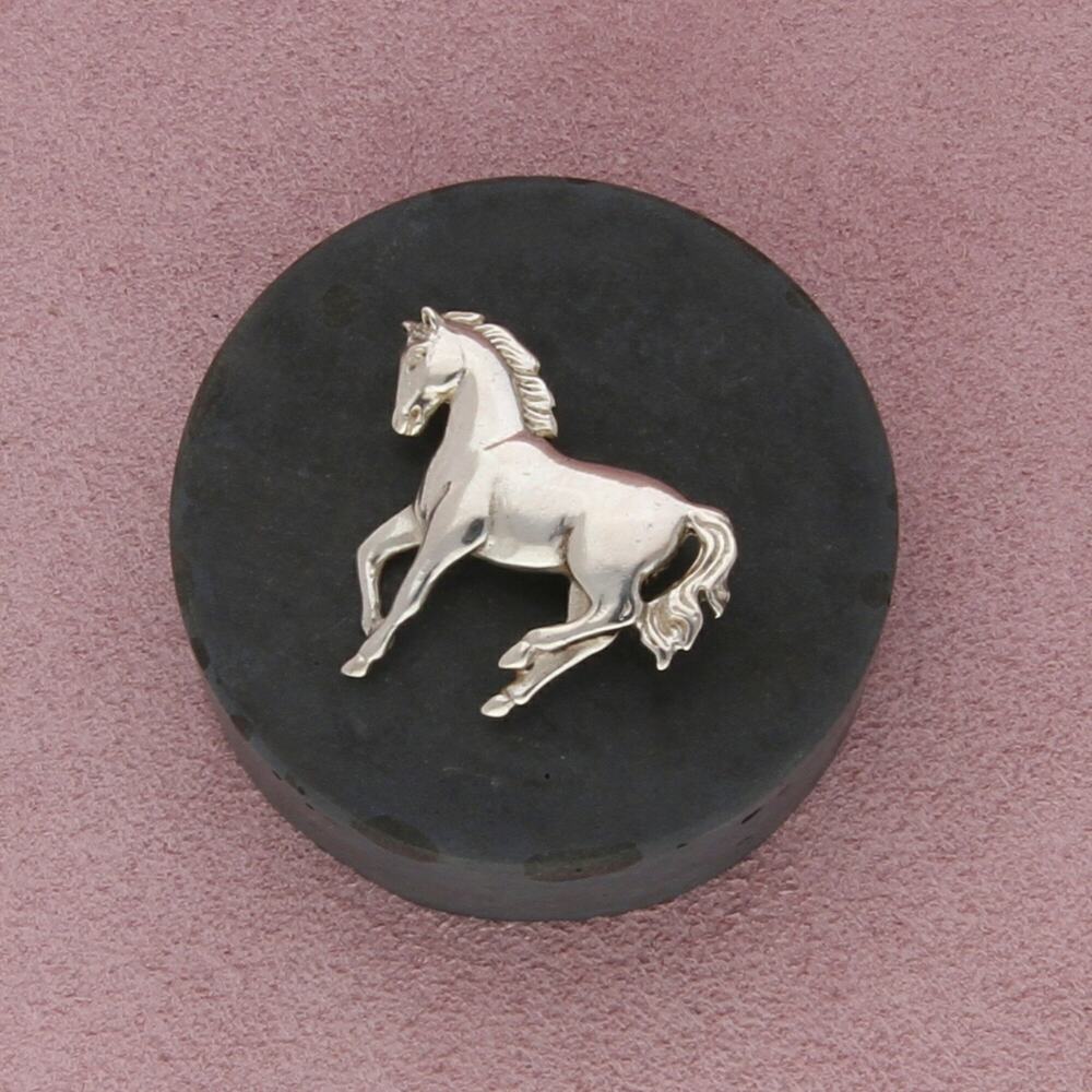 sterling silver vintage southwestern galloping horse brooch